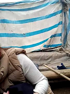 yula-bi's Webcam Show