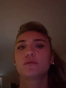 PRIISS69 XXX чат на живо