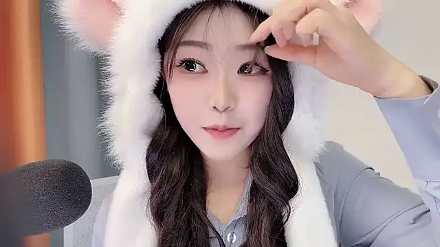 Pokazy przed kamerką – smalldaisy