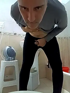damisexhot: διαδικτυακό σόου στην κάμερα