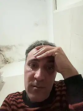 הופעת וובקאם של damisexhot
