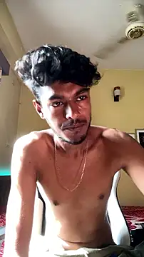 Show modela GunSlay na web-kameri