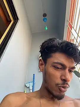GunSlay Pertunjukan Webcam