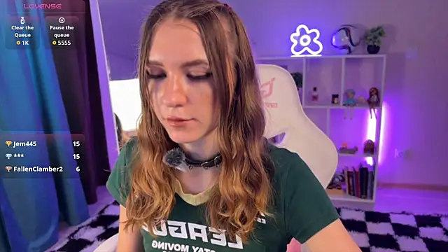 Chat XXX en directo de KellySunn