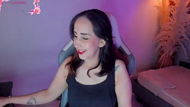 Jadde_hamad Adlı Modelin Web Kamerası Şovu