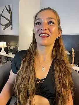 JennaMilf_ Adlı Modelin Canlı XXX Sohbeti