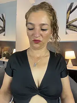 JennaMilf_ Chat XXX live