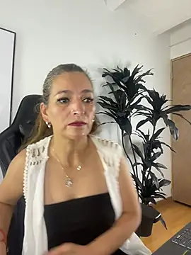 JennaMilf_'s Live XXX Chat