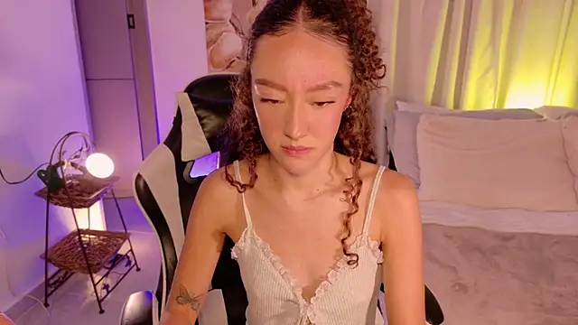 Živý XXX chat ChloeMoreti
