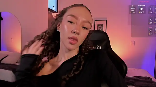 ChloeMoreti Chat XXX in diretta