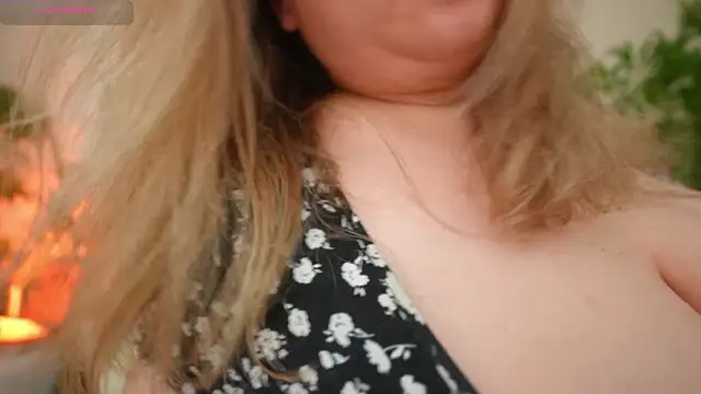 HappyLisa live XXX chat