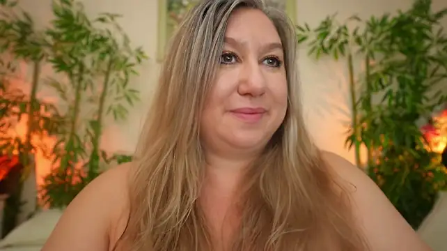 Czat XXX na żywo – HappyLisa