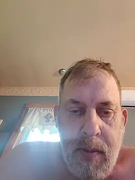 FragrantToe529 Show in webcam