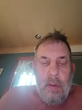 FragrantToe529 Show in webcam