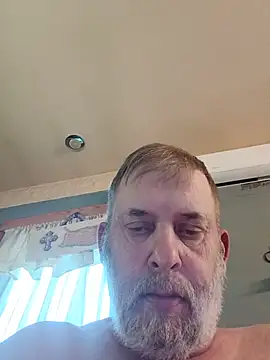 FragrantToe529 Show in webcam