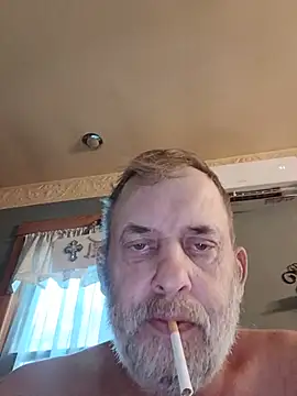 FragrantToe529 Show in webcam