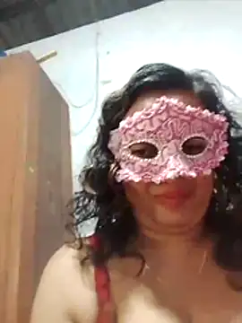 LunaCeylon's Webcam Show