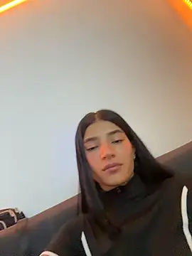 Ema_Rose_'s Live XXX Chat