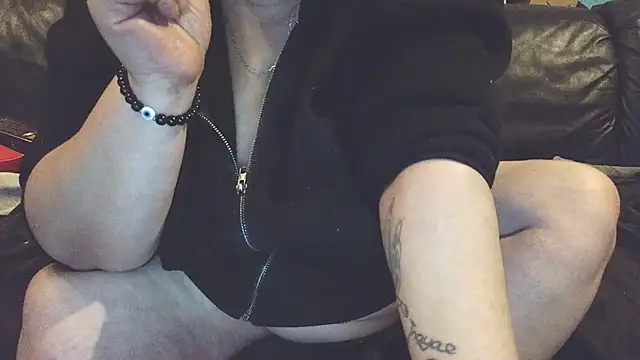tigresse3's Live XXX Chat