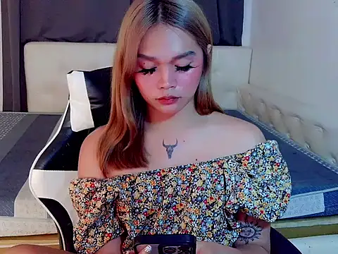Hard_lovely_Dick69 Show in webcam