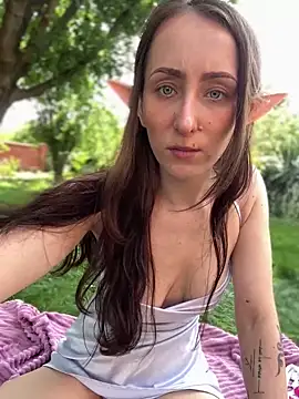 FlexibleDoll_ Adlı Modelin Web Kamerası Şovu