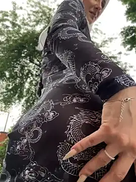 הופעת וובקאם של FlexibleDoll_