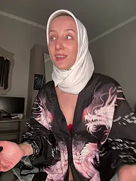 FlexibleDoll_: διαδικτυακό σόου στην κάμερα