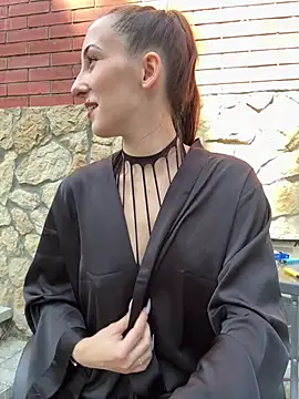 FlexibleDoll_ Pertunjukan Webcam