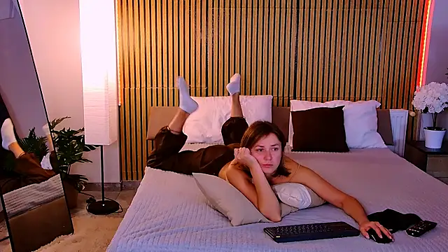 Chat XXX en directo de EmeraldGlow