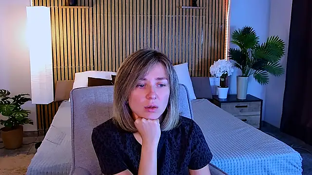 EmeraldGlow Live XXX-Chat