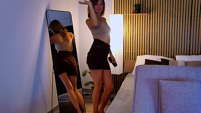 EmeraldGlow's Live XXX Chat
