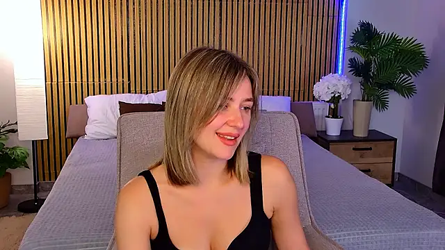 EmeraldGlow Live XXX-Chat