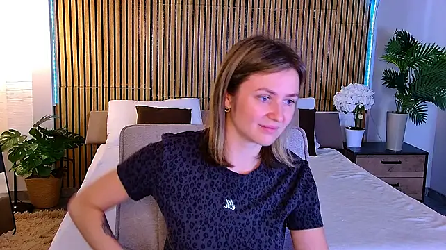 EmeraldGlow Live XXX-Chat