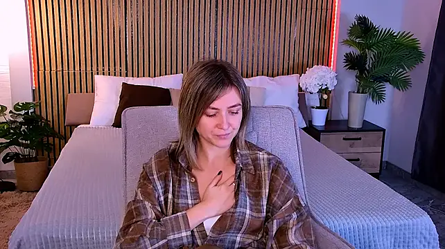 EmeraldGlow Adlı Modelin Canlı XXX Sohbeti