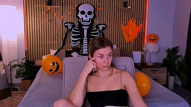 EmeraldGlow's Webcam Show