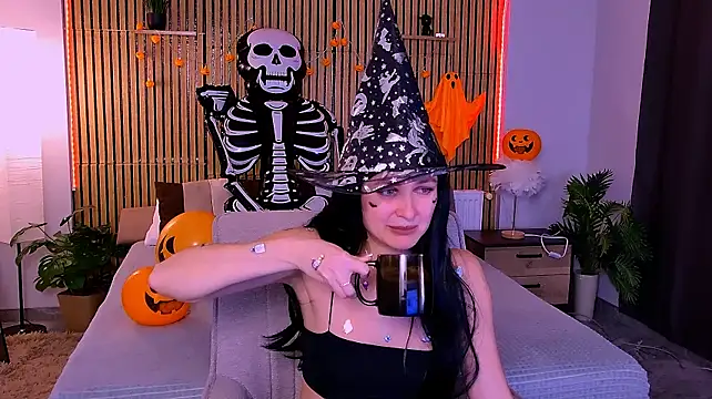 EmeraldGlow's Webcam Show
