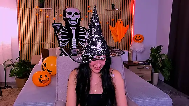 EmeraldGlow webcam show