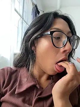 StefanyLuxe_18's Webcam Show