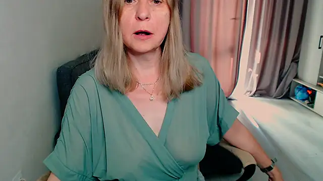Saule_Vn Live XXX chat