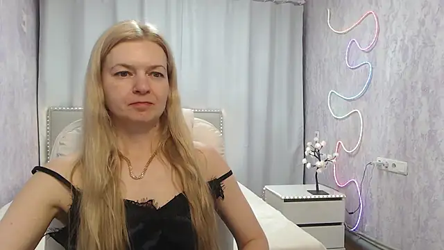 MelissaTyler Adlı Modelin Canlı XXX Sohbeti