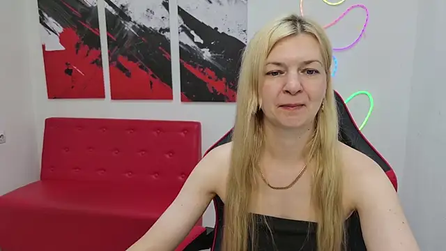 MelissaTyler Adlı Modelin Canlı XXX Sohbeti