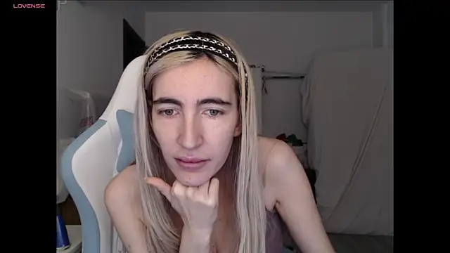 BarbieBlondieGirlのウェブカメラショー