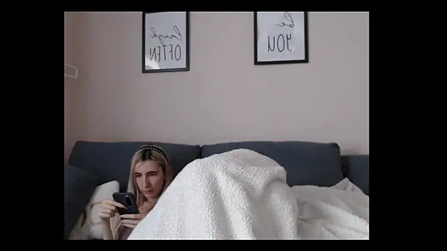 BarbieBlondieGirl 실시간 채팅방