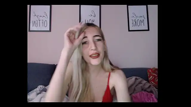 Chatroom XXX en direct de BarbieBlondieGirl