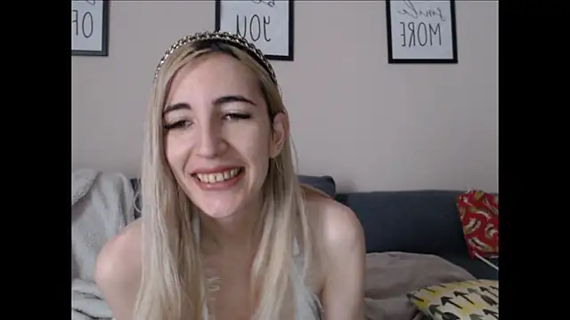 BarbieBlondieGirl's Live XXX Chat