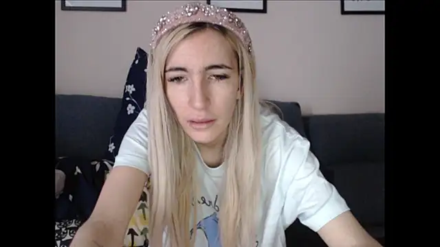 BarbieBlondieGirl's Live XXX Chat
