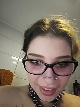 Chat +18 de whatevaandissues ao vivo