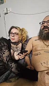 whatevaandissues Webcam-Show