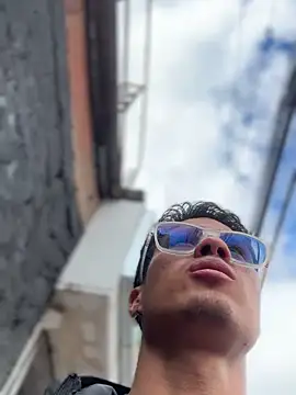 TavoHot_ Show in webcam