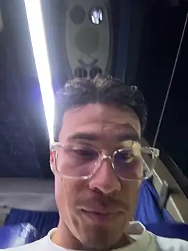 TavoHot_ Adlı Modelin Web Kamerası Şovu